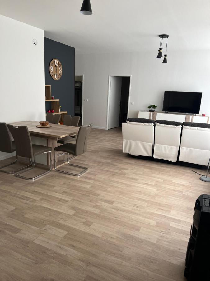 Appartement T4 140 M2 Spacieux Et Calme Pour 8 Personnes Luz-Saint-Sauveur Ngoại thất bức ảnh